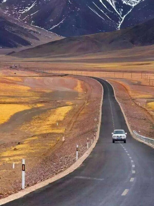 十大自驾游必去之地排名(自驾游去哪里玩比较好)-1