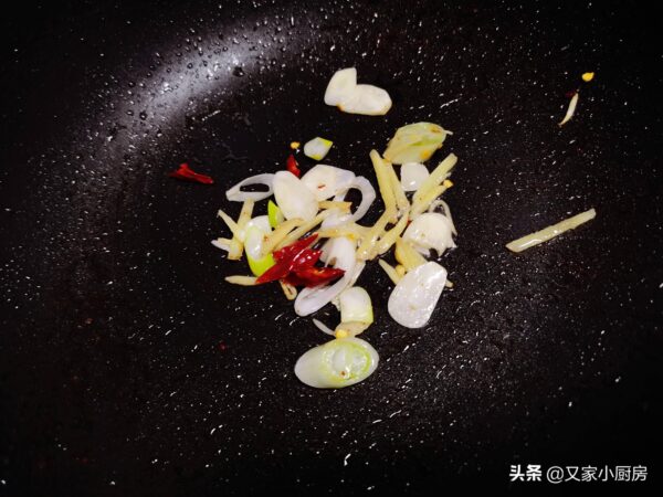 苦瓜怎么做好吃又不苦还有营养(苦瓜不苦的做法窍门)-1