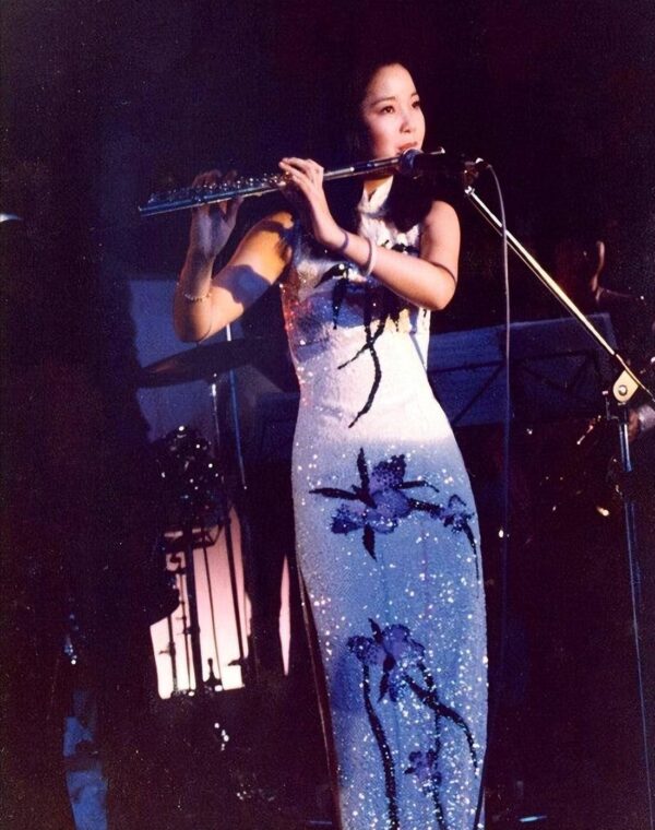 中国殿堂级歌手排名(华语乐坛十大殿堂人物名单)-1