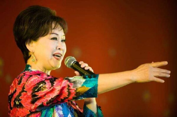 中国殿堂级歌手排名(华语乐坛十大殿堂人物名单)-1