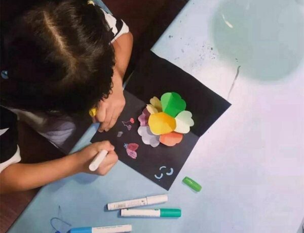 送老师什么礼物最实用更适合(送老师永久性纪念礼物)-1