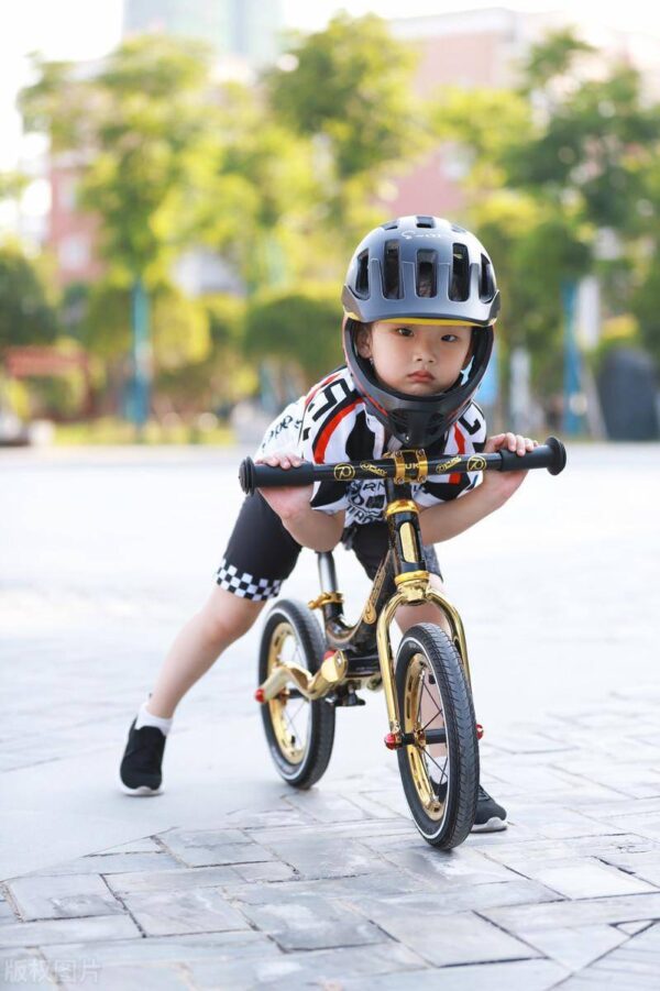 3岁宝宝适合什么兴趣班（适合3岁宝宝的兴趣班有哪些）-1