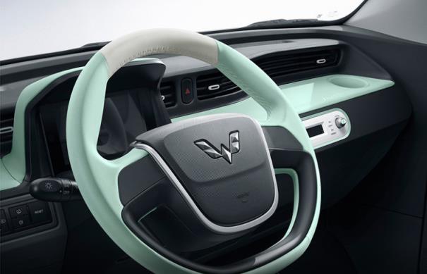 电动汽车多少钱,电动汽车多少钱一辆?