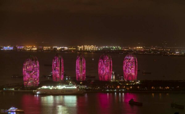 三亚酒店排名前十名(三亚知名酒店有哪些名字)-1