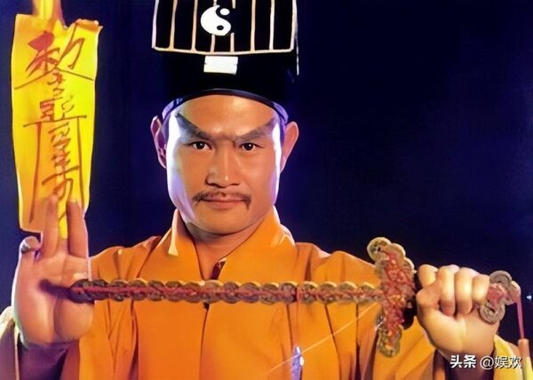 僵尸电影排行榜前十名(林正英十大经典僵尸片)-1