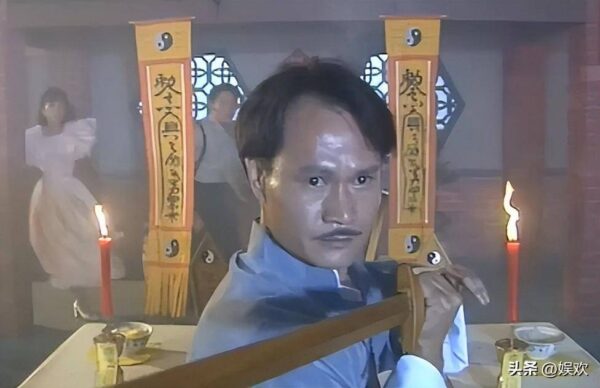 僵尸电影排行榜前十名(林正英十大经典僵尸片)-1