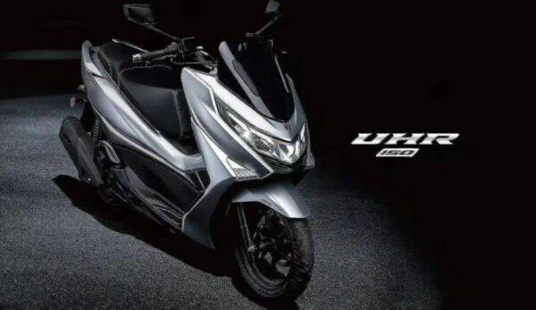 150摩托车排行榜前十名(口碑最好的150踏板摩托车)-1 150摩托车排行榜前十名(口碑最好的150踏板摩托车)-1