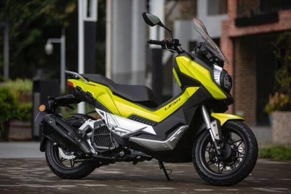 150摩托车排行榜前十名(口碑最好的150踏板摩托车)-1 150摩托车排行榜前十名(口碑最好的150踏板摩托车)-1