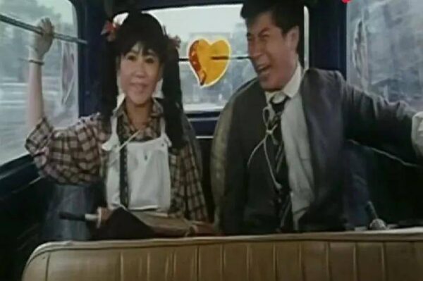 国语喜剧电影排行榜前十名(十大必看的经典喜剧电影)-1