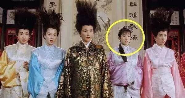 国语喜剧电影排行榜前十名(十大必看的经典喜剧电影)-1