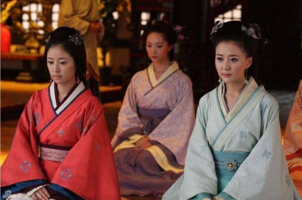 汉朝古装剧排行榜前十名(最经典的汉朝的电视剧)-1