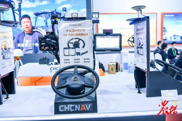 2023年农机导航排行榜前十名(农机导航十大品牌及价格)-1